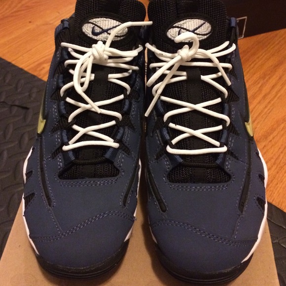 Retro Nike Air Nomos