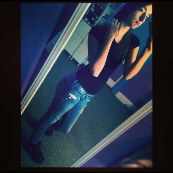 Meet your seller ❤️ - Picture 1 of 4