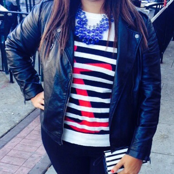 ⭐️PRICE FIRM⭐️DKNY Leather Jacket - Picture 4 of 5