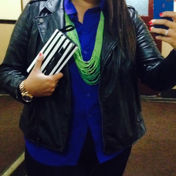 ⭐️PRICE FIRM⭐️DKNY Leather Jacket - Picture 3 of 5