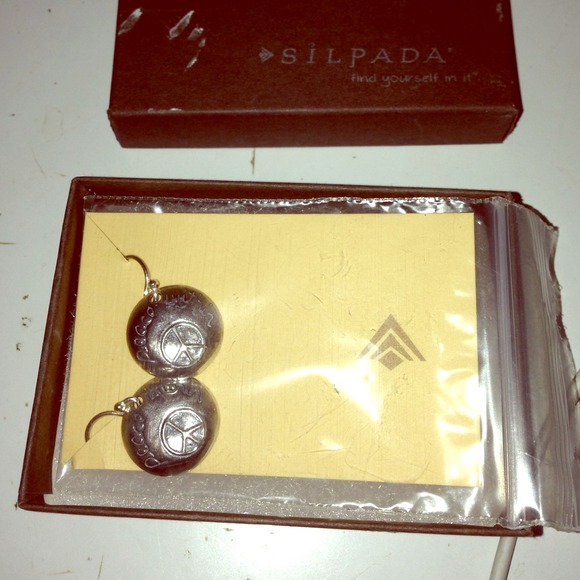 Silpada earrings.
