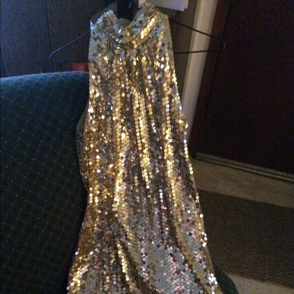 Gold sequin stretch short dress