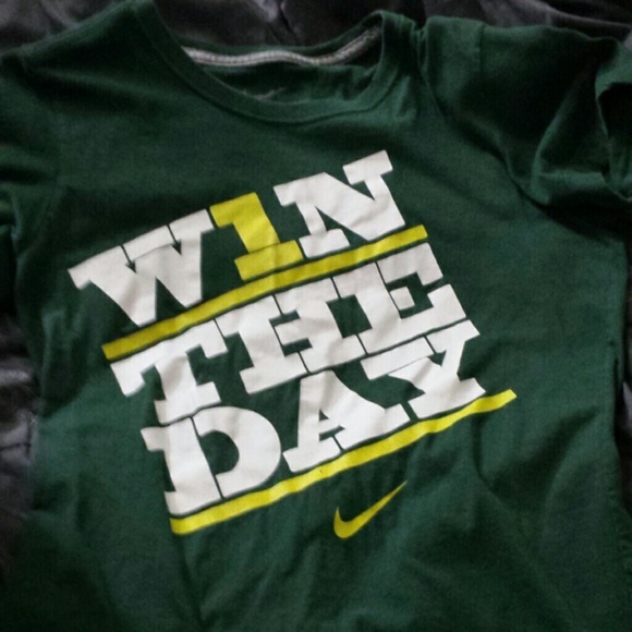 Oregon Ducks t shirt