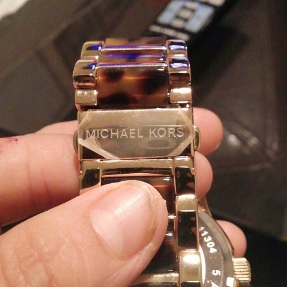 Michael kors watch - Picture 3 of 4