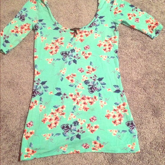 Mint green Floral 3/4 shirt