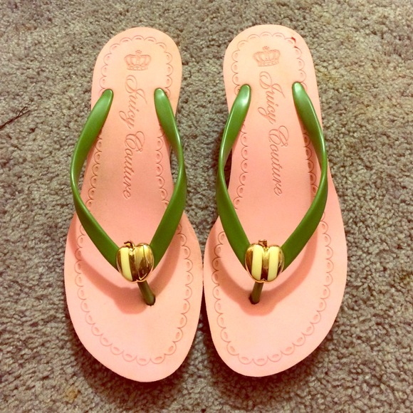 👑👠 Juicy Couture flip flops NWOT