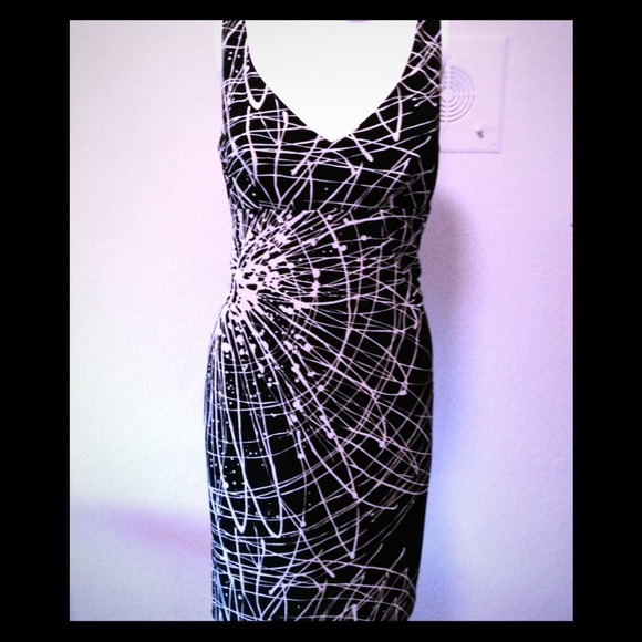 BCBG Dresses & Skirts - BCBG -Dress above knee