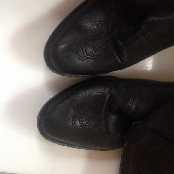 Sold in bundle! Black Leather riding boots! Size 9 - Picture 4 of 4