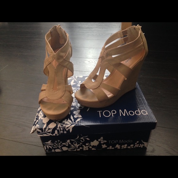 LINDY TOP MODA Gladiator Wedge