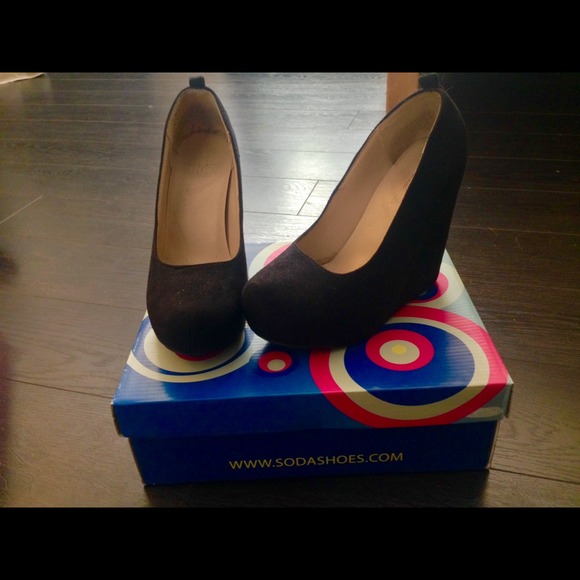 ALFA-S SODA faux-suede wedge