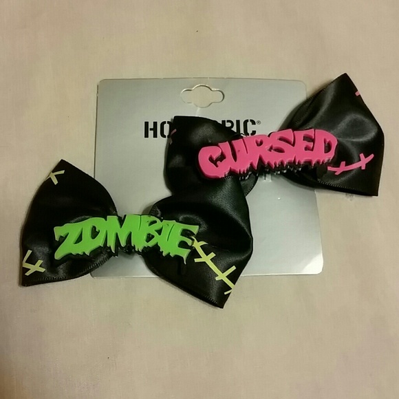 Hot Topic zombie bows
