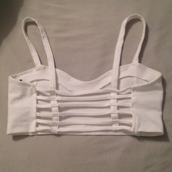 Brandy Melville Chiyo Top