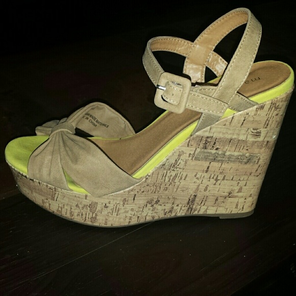 Tan Madden Girl Wedges