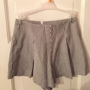 Girl's xs American Apparel striped shorts