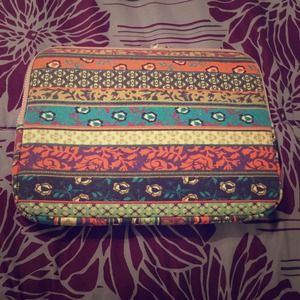 BRAND NEW - NEVER USED. Colorful Aztec Laptop Case