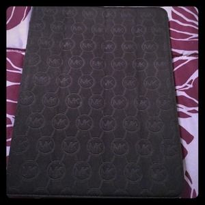MICHAEL KORS iPad case (black).