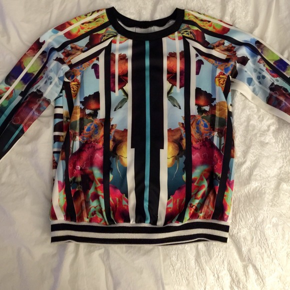 Clover canyon top size S