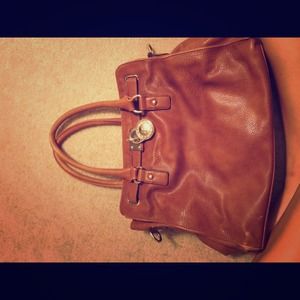 Brown tote