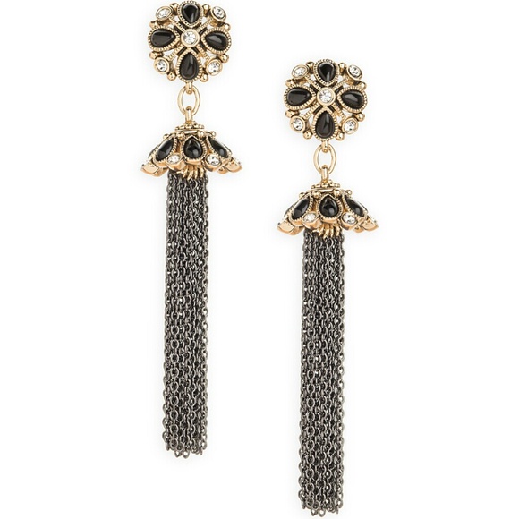 Jewelmint Jewelry - Jewelmint Tassle Drop Earrings