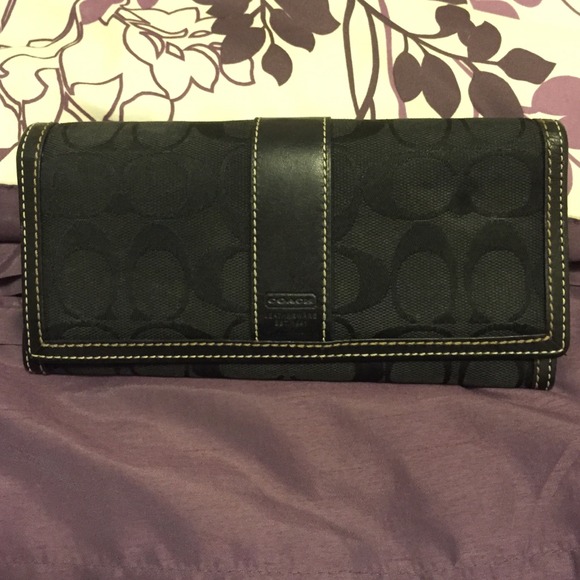 Coach wallet. Price reduced!!