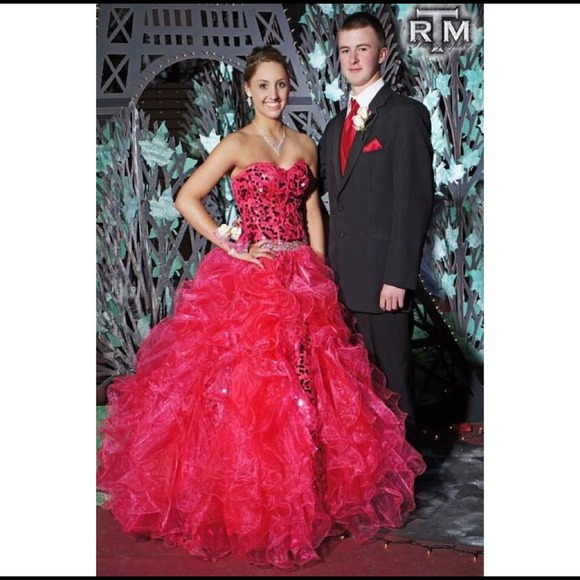 Quincenear prom dress