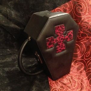 coffin purse hot topic