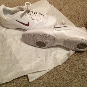 Used Nike Sideline Ii Insert Women S Cheer Shoes Used Nike Sideline Ii Insert Women S Cheer Shoes