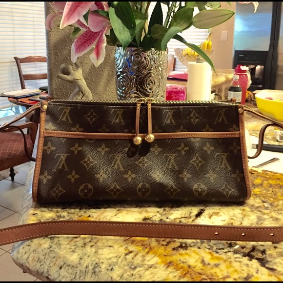 ❌❌SOLD - 💯Auth LV Popincourt - Picture 1 of 4