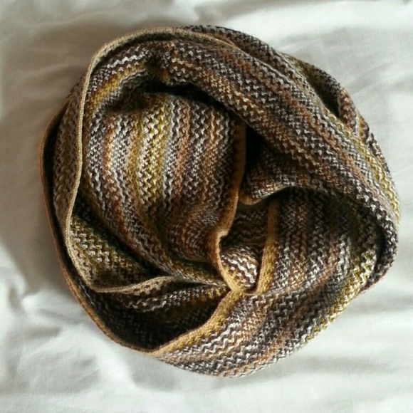 Infinity scarf