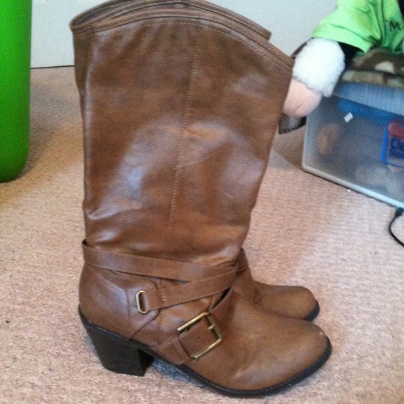 Brown faux leather boots!
