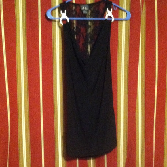 💋 Beautiful sleeveless top 💋