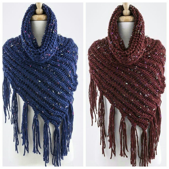 Accessories - Blue Fring cover up scarf