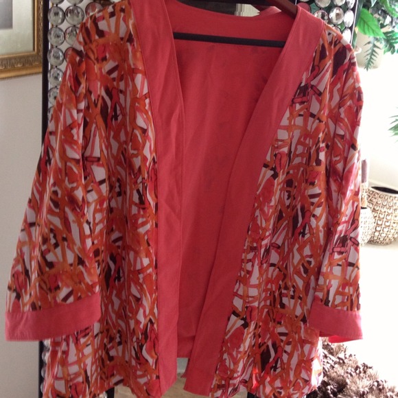 Reversible Coral printed kimono(sold in bundle) - Picture 1 of 2