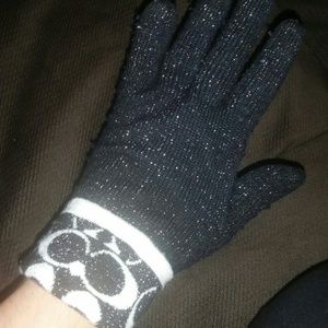 Coach gloves