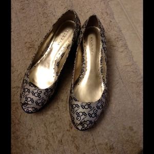 BCBG Mid Wedge Heels