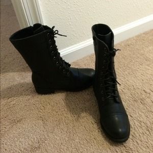 Womens combat boots size 6.5