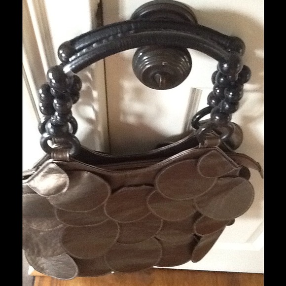 Sold - Picture 2 of 3