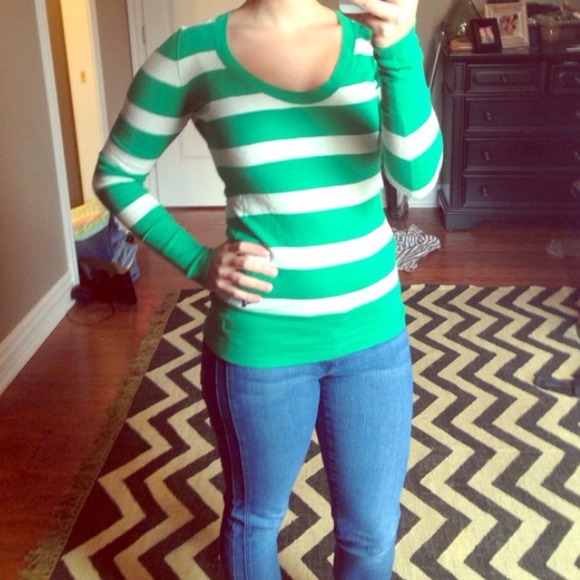 •• s t r i p e d || s w e a t e r •• green - Picture 2 of 2