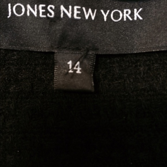 Black coat - Picture 2 of 4