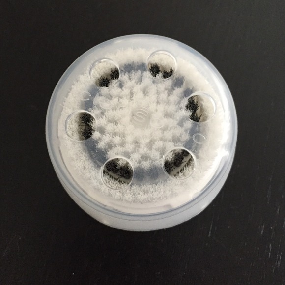 Clarisonic sensitive replacement brush