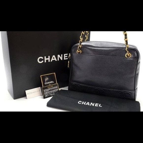 100% authentic CHANEL shopping tote in caviar - Picture 1 of 1