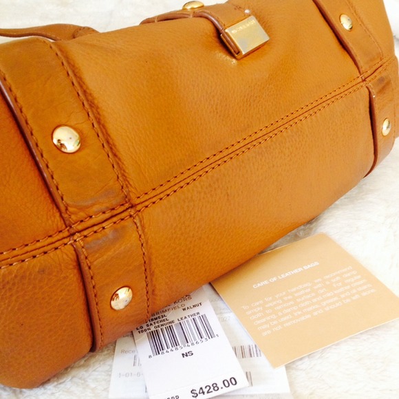 💰SOLD💰 Michael Kors 100% Auth Satchel GUC - Picture 4 of 4