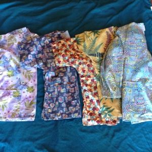 5 pairs of women's scrubs sz s/m