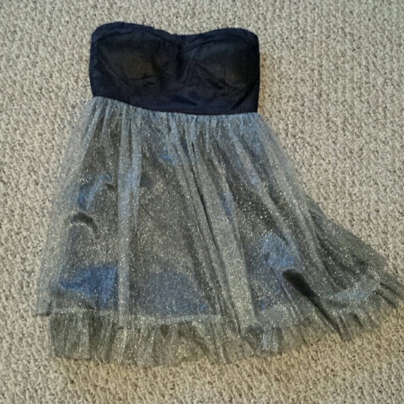 Strapless dress - Picture 2 of 2