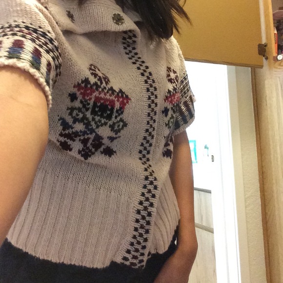Tribal sweater✨