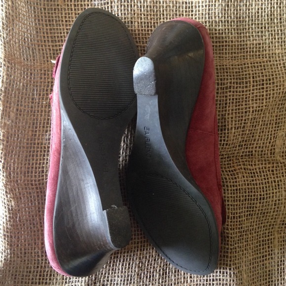 DONATING - 🎉hp 1/3 enzo angiolini shoes - Picture 3 of 3