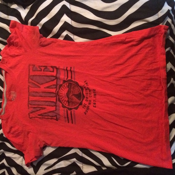 Nike fashion T-shirt