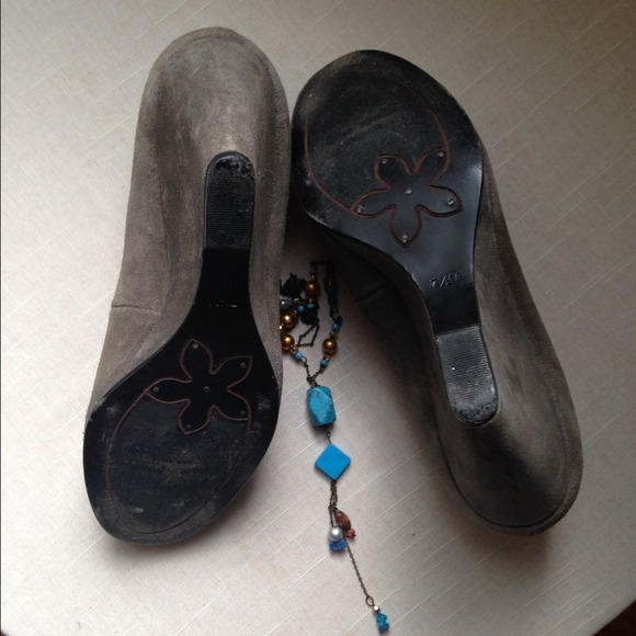 kate spade pumps - Picture 3 of 6