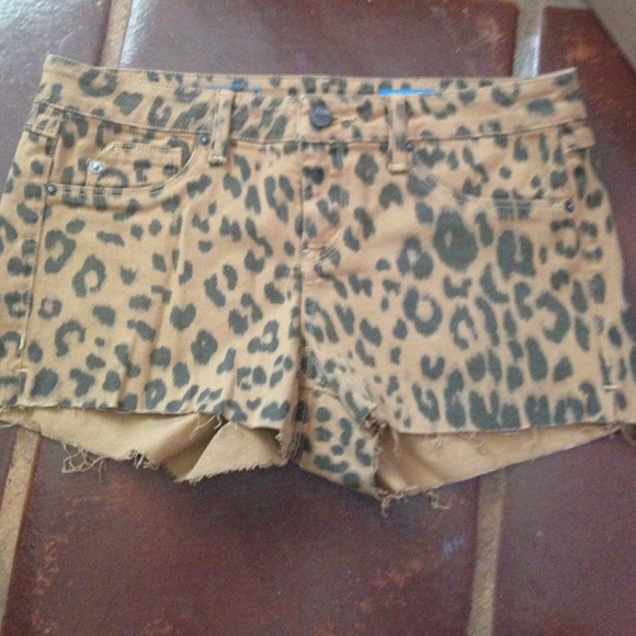 Cute cheetah shorts (: