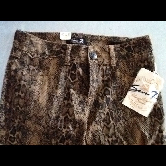 NWT Seven7 Skinny Brown Reptile Pant Sz. 6